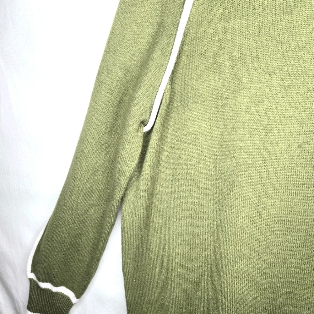 Evaless turtleneck Sweater. Green. XL